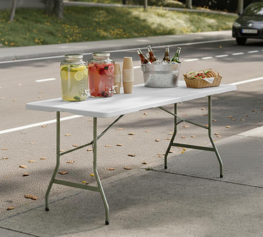 Set of 5 White Plastic Bi-Folding Rectangular Event Tables Q844518